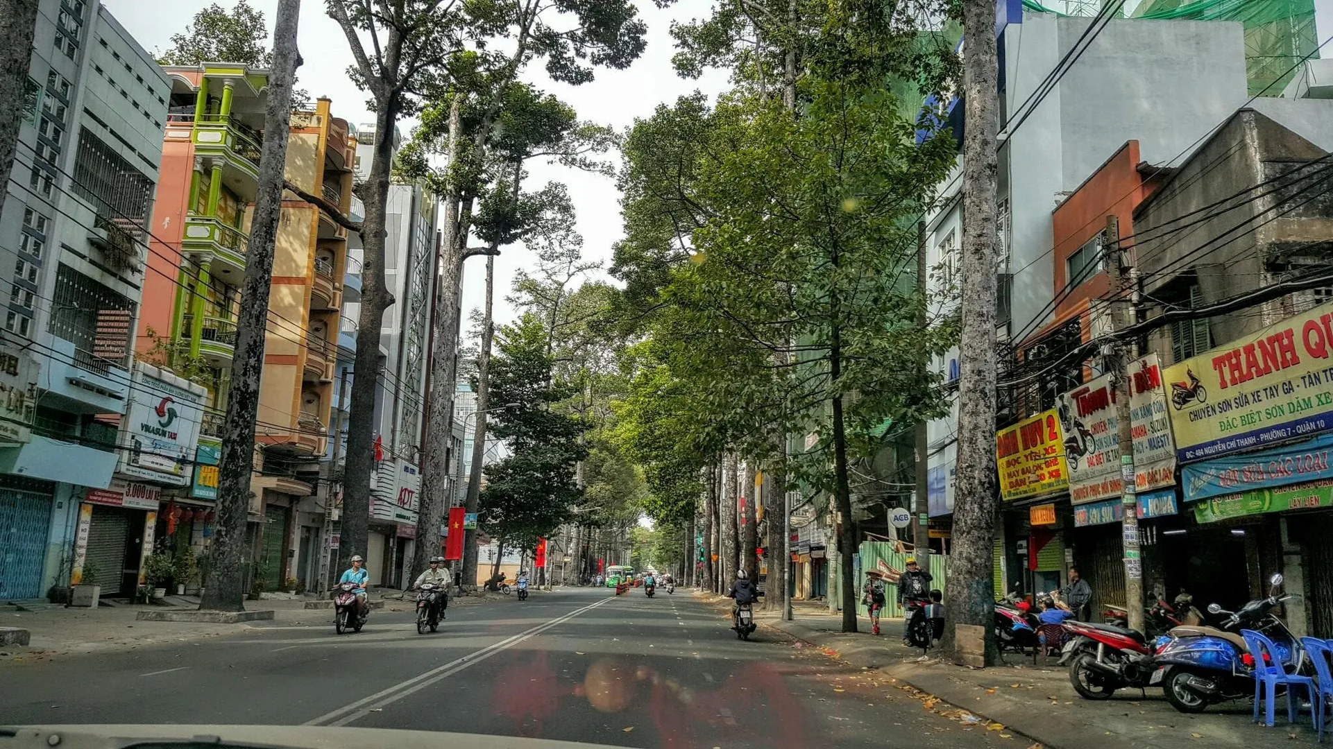 Nhà riêng gần chợ Nhật Tảo, quận 10 có giá bán bao nhiêu?