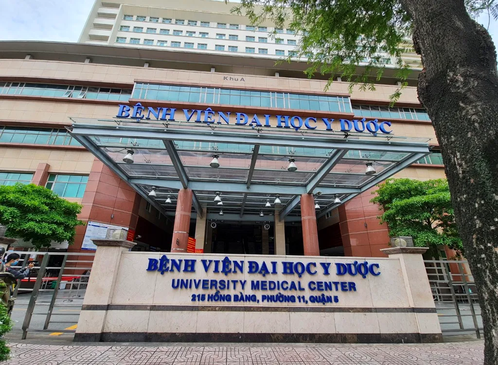 Nhà riêng gần bệnh viện Đại học Y Dược, quận 5 có giá bán bao nhiêu?