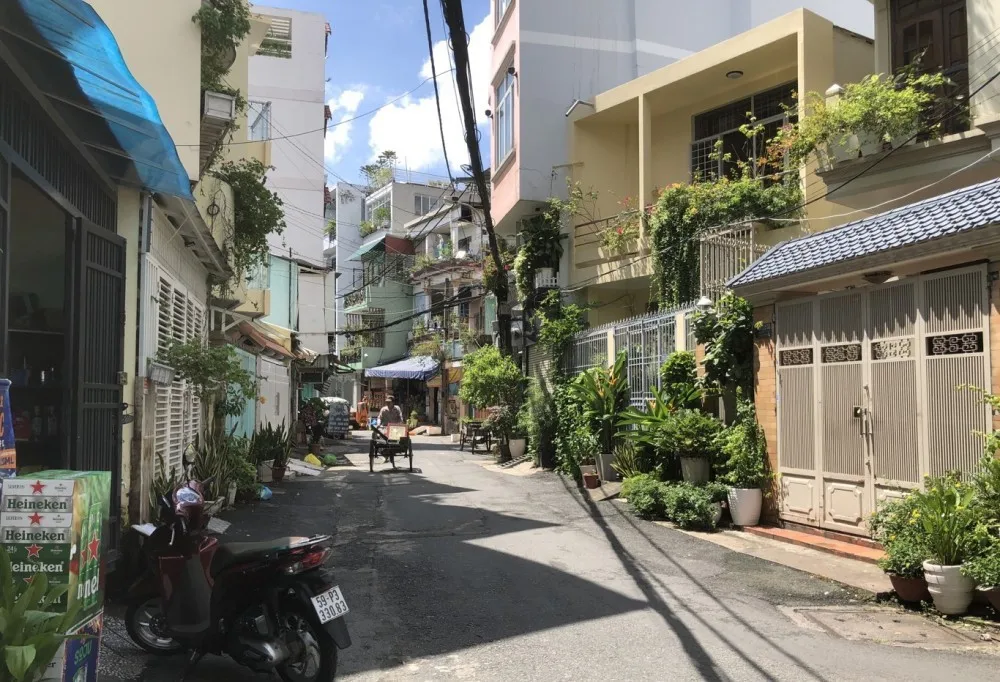Nhà riêng gần chợ Bình Thới, quận 11 có giá bán bao nhiêu?