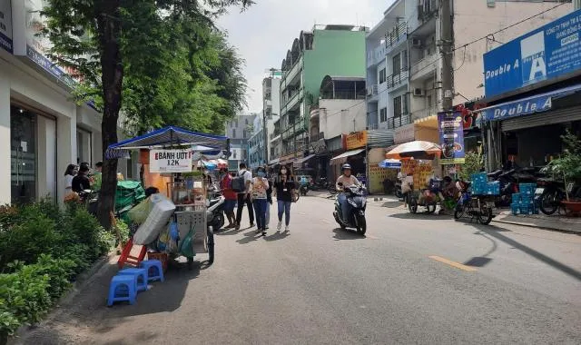 Địa điểm làm thủ tục nhập khẩu đối với hộ gia đình mua nhà đất tại đường Nguyễn Lâm, quận 10 