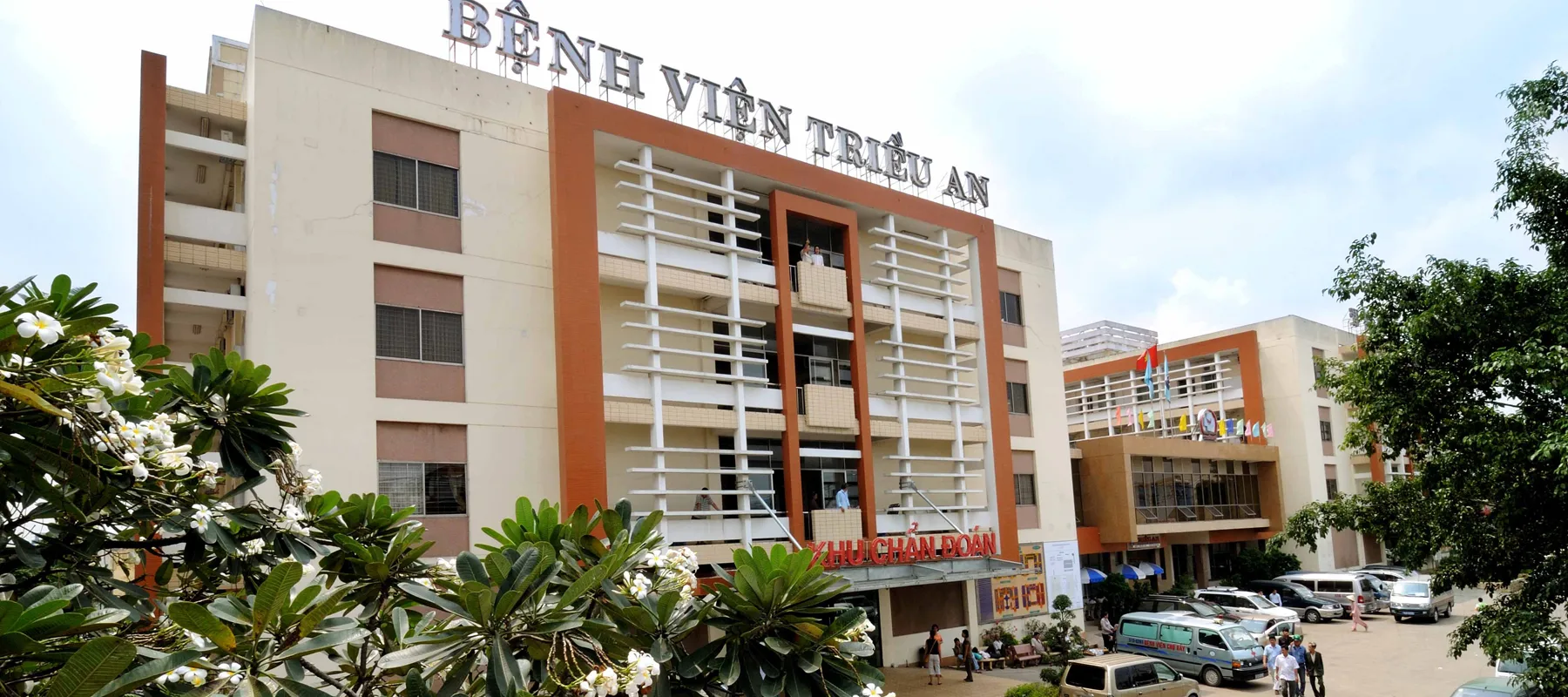 Nhà riêng gần bệnh viện Triều An, quận Bình Tân có giá bán bao nhiêu? 