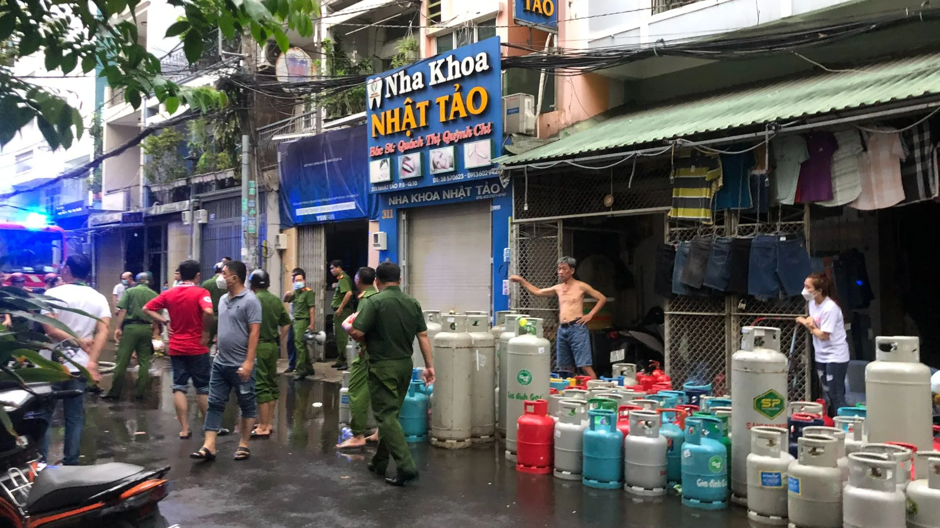 Nhà mặt phố tại đường Nhật Tảo, quận 11 có giá bán bao nhiêu?