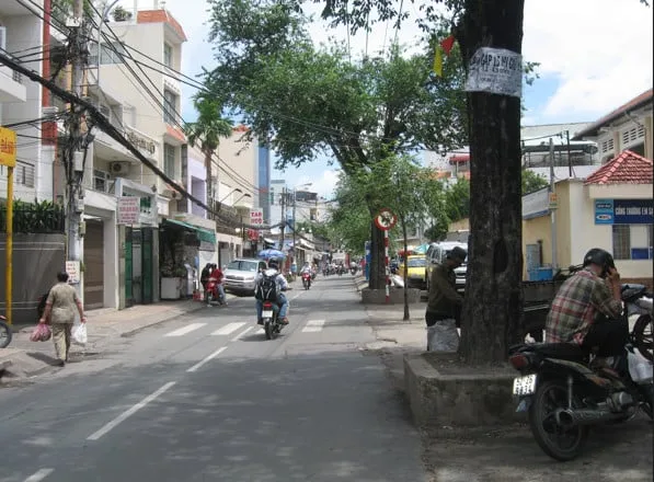 Giá bán nhà riêng, nguyên căn đường Huỳnh Tịnh Của, Quận Bình Thạnh hiện tại là bao nhiêu?