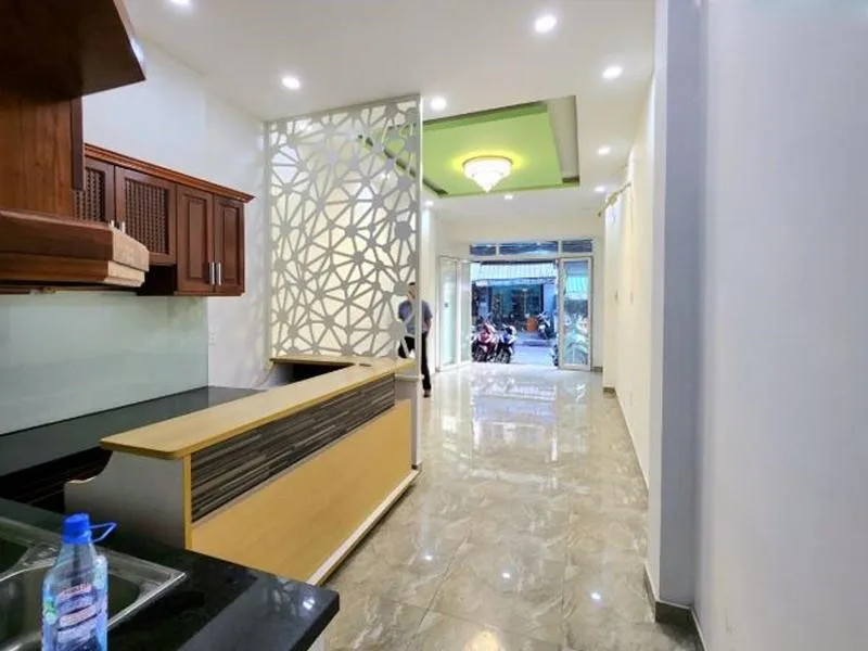 Cập nhật giá bán nhà nở hậu tại phường 13, quận 10