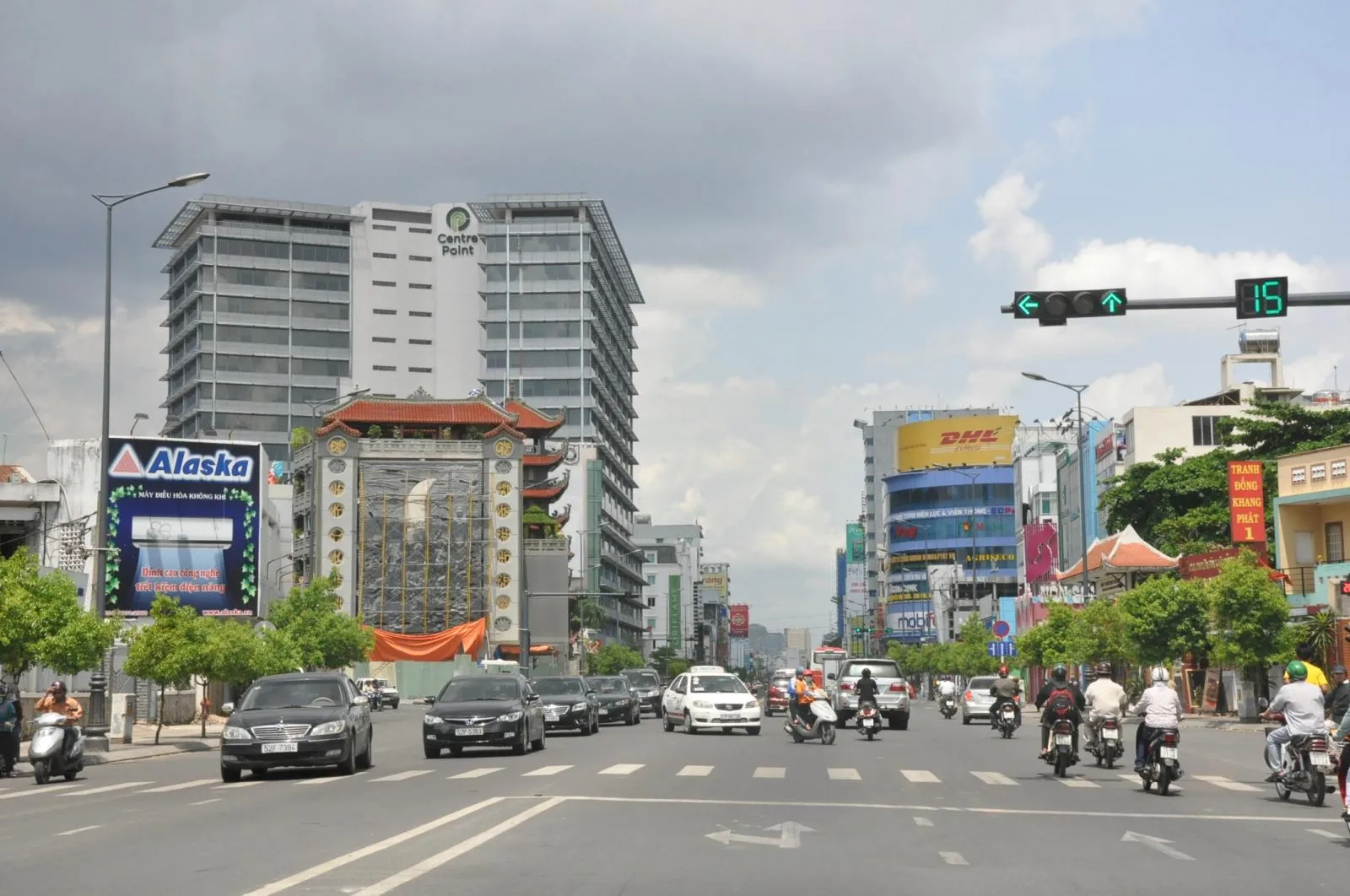 Giá bán nhà riêng, nguyên căn đường Nguyễn Đình Chiểu, Quận Phú Nhuận hiện tại là bao nhiêu?