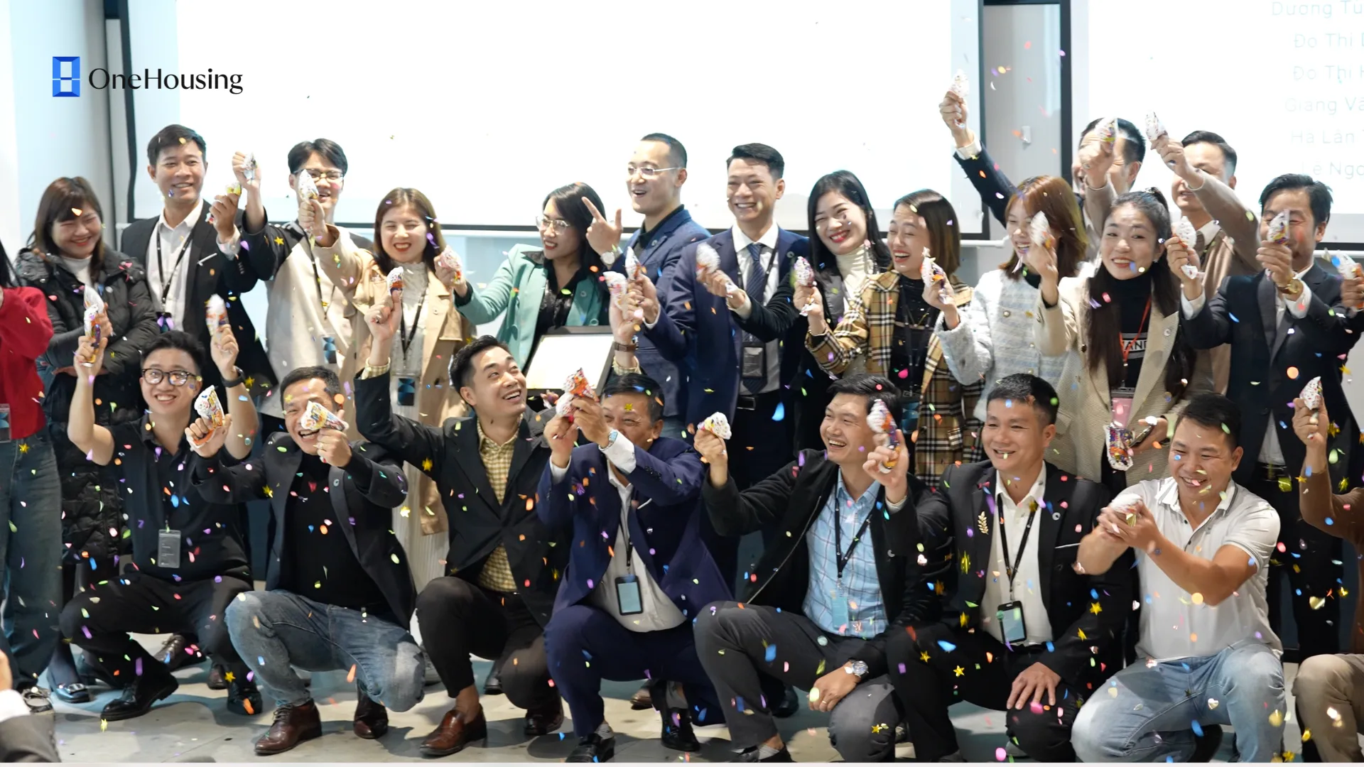 OneHousing vinh danh lực lượng môi giới thổ cư có thành tích xuất sắc trong tháng 11