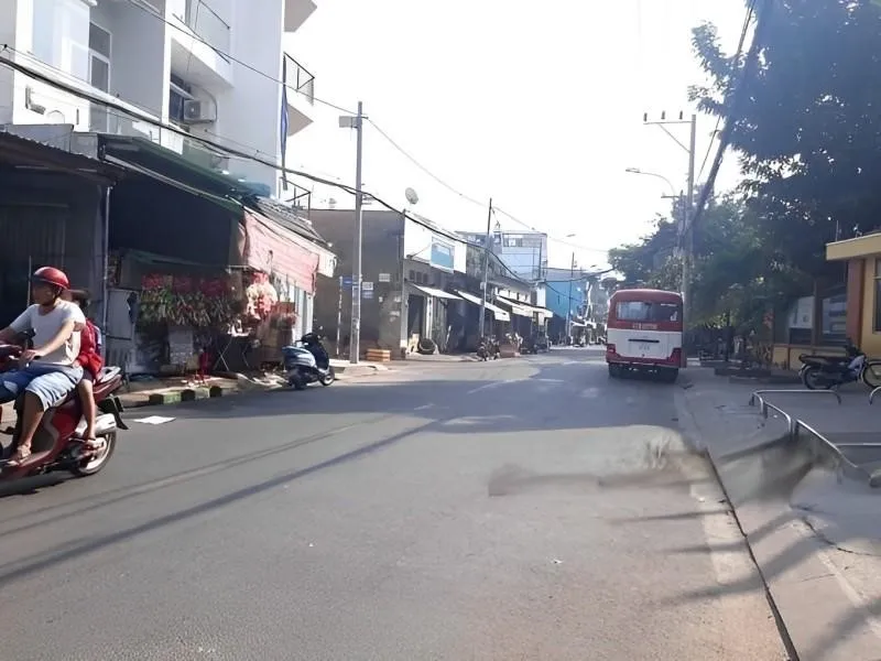 Giá bán nhà riêng, nguyên căn đường Đỗ Thừa Luông, Quận Tân Phú hiện tại là bao nhiêu?