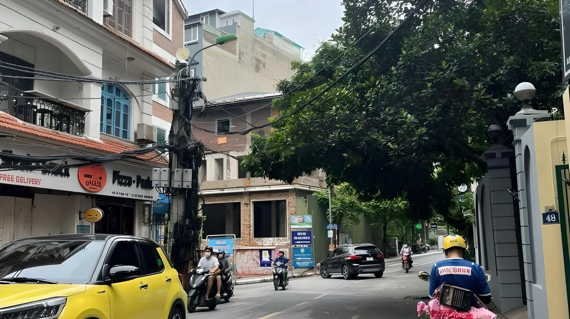 Nhà mặt phố tại đường Tô Ngọc Vân, quận Tây Hồ giá bán bao nhiêu?