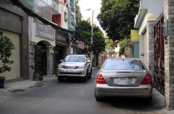 Cập nhật giá bán nhà hẻm xe hơi tại phường Tân Thới Nhất, quận 12