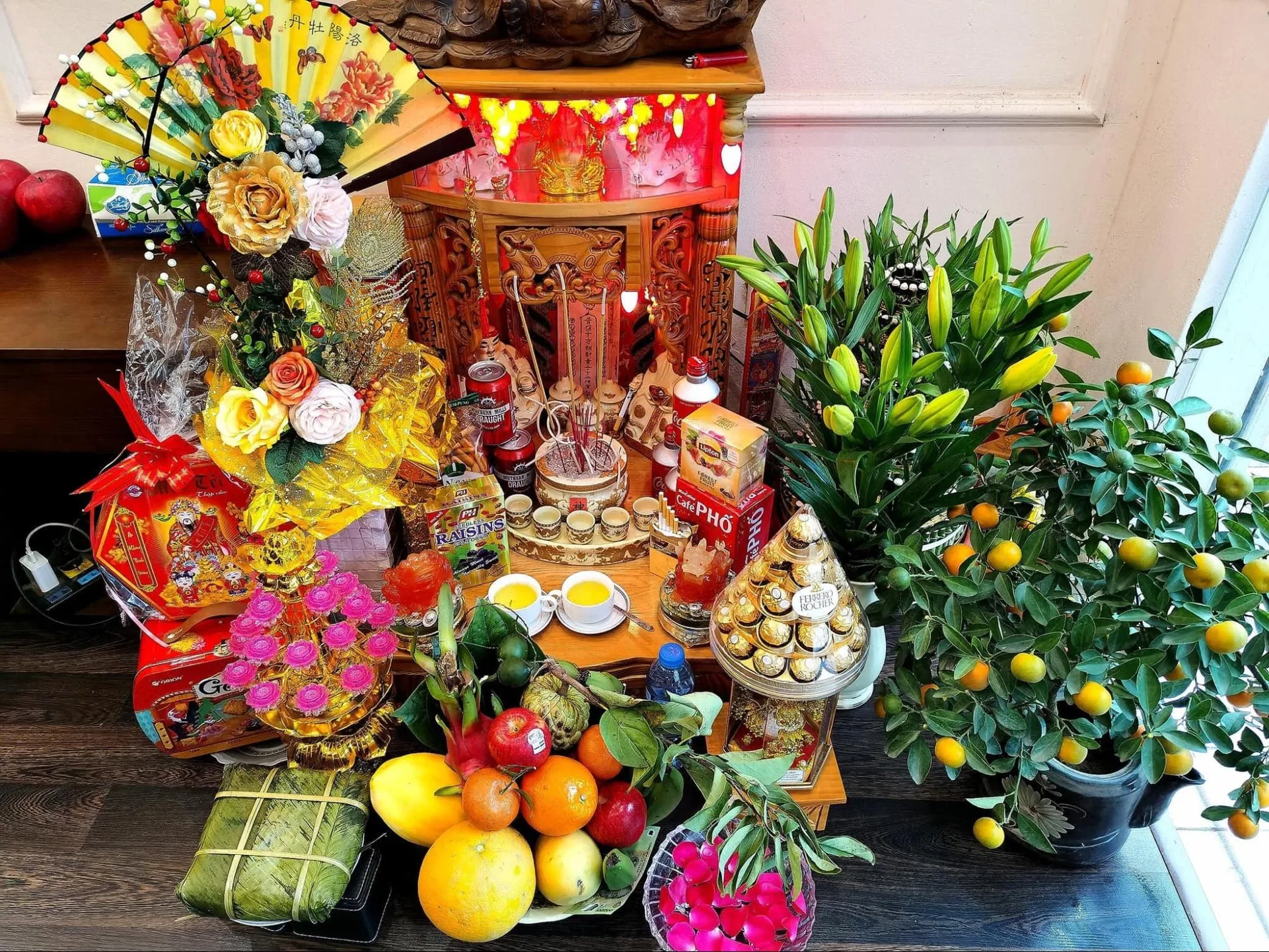 Người mệnh Mộc nên đặt bàn thờ Thần Tài hướng nào để hợp phong thủy, nhiều may mắn?