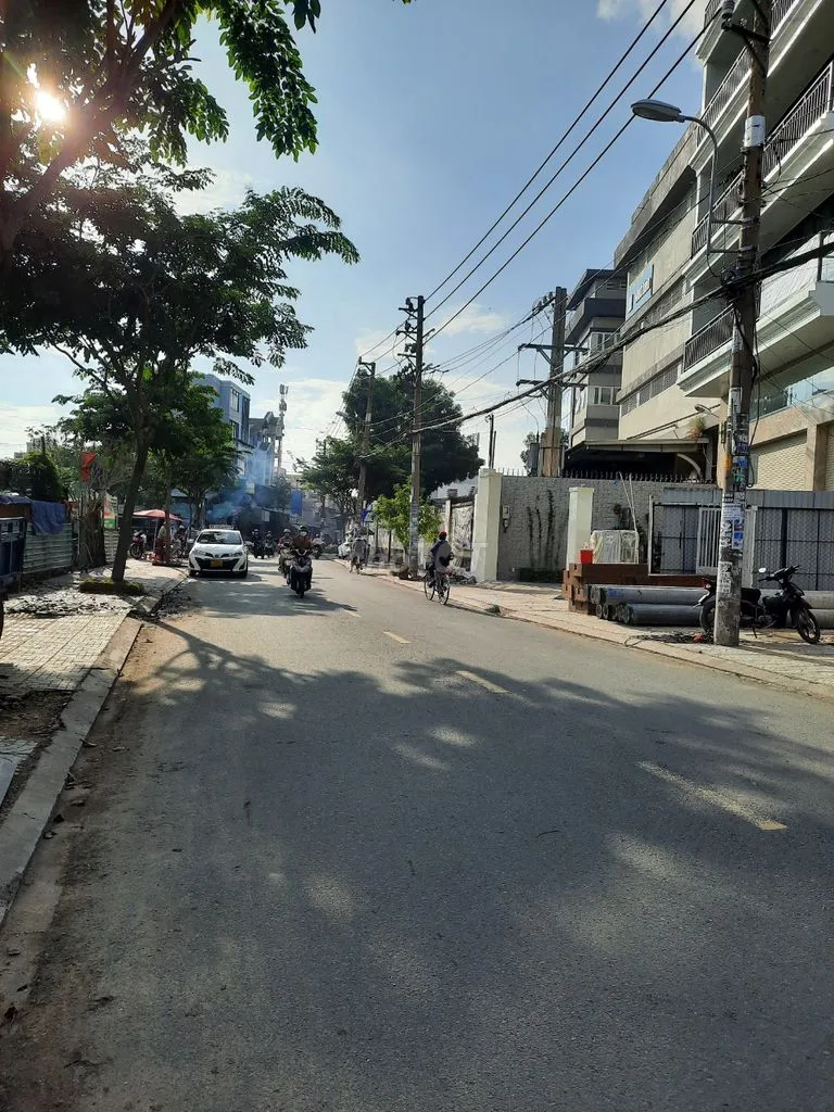 Cập nhật giá bán nhà nở hậu tại phường Đông Hưng Thuận, Quận 12