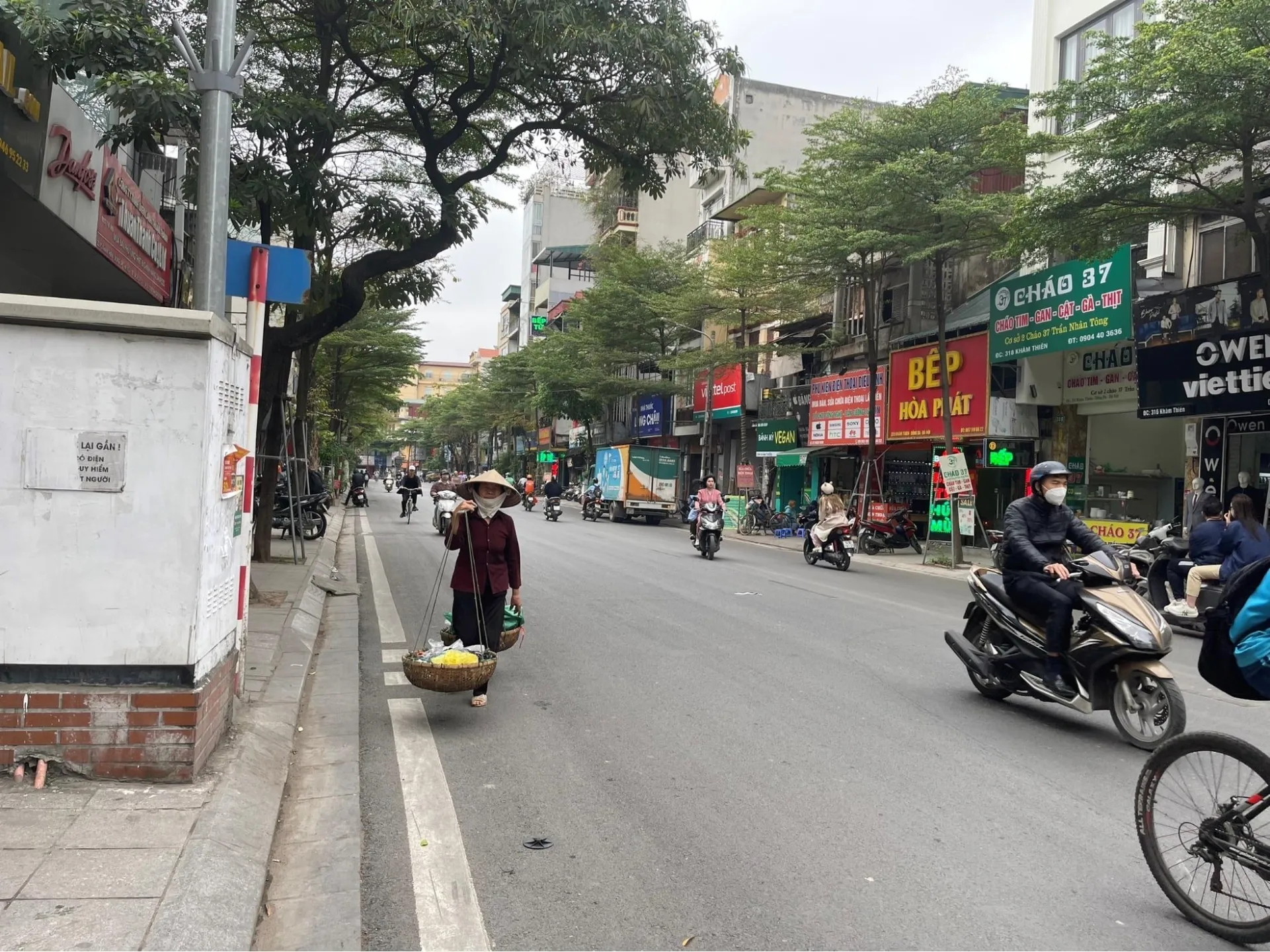 Giá bán nhà riêng 2PN tại phường Khâm Thiên, quận Đống Đa đang bán bao nhiêu?