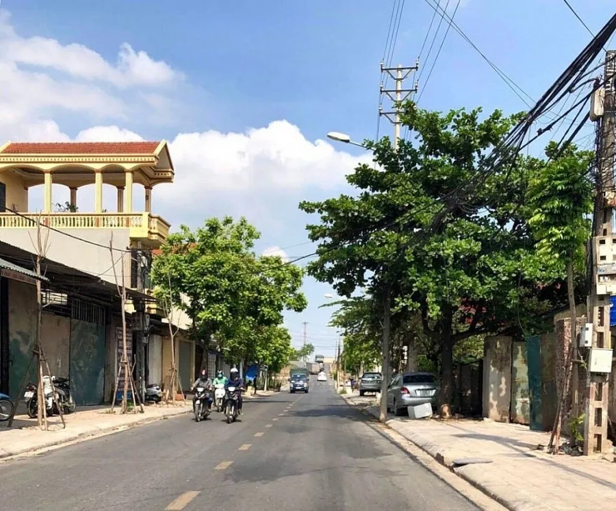 Giá bán nhà đất tại xã Duyên Hà, huyện Thanh Trì hiện là bao nhiêu?