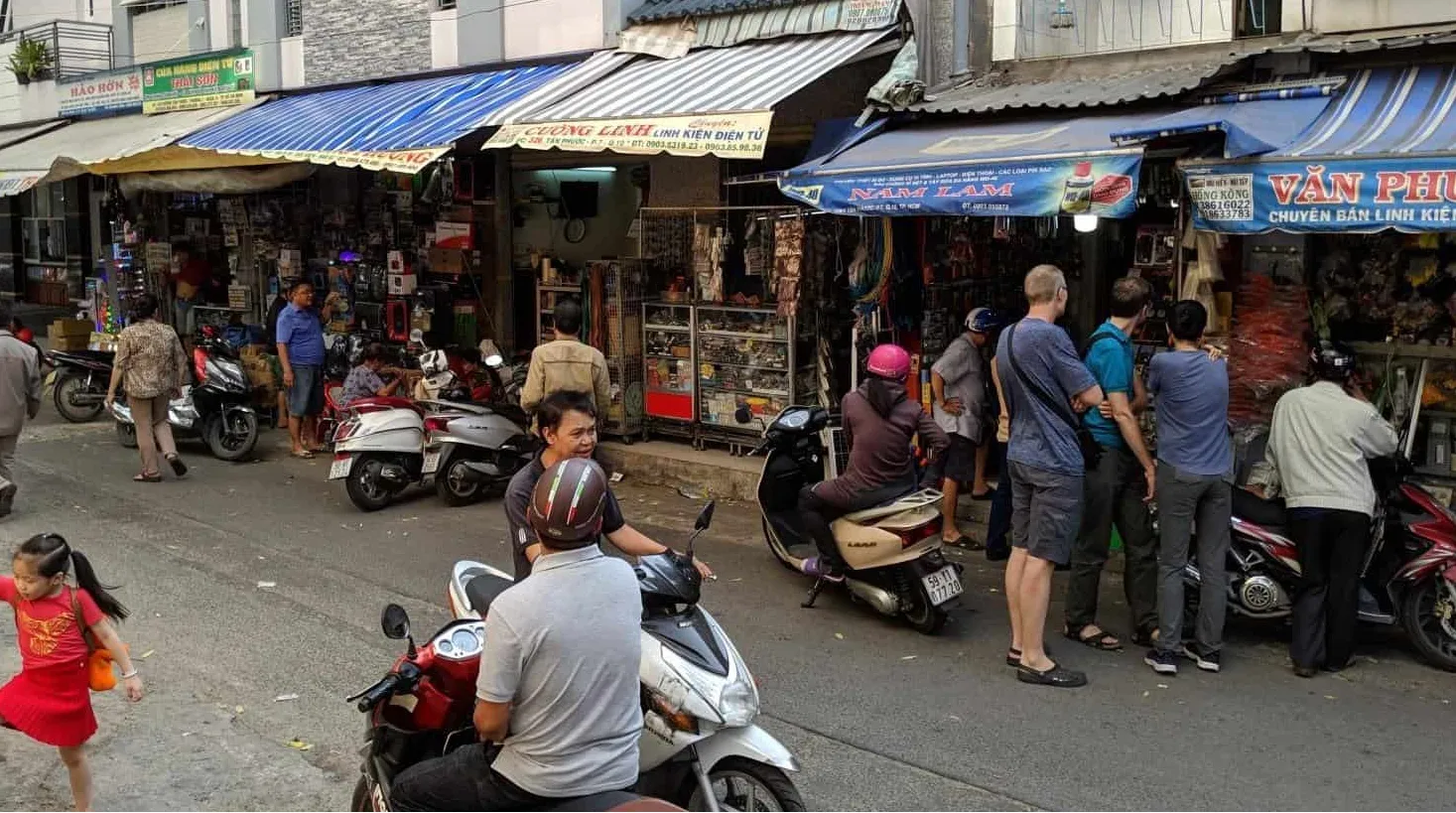 Giá bán nhà riêng, nguyên căn tại đường Nhật Tảo, quận 11 là bao nhiêu?