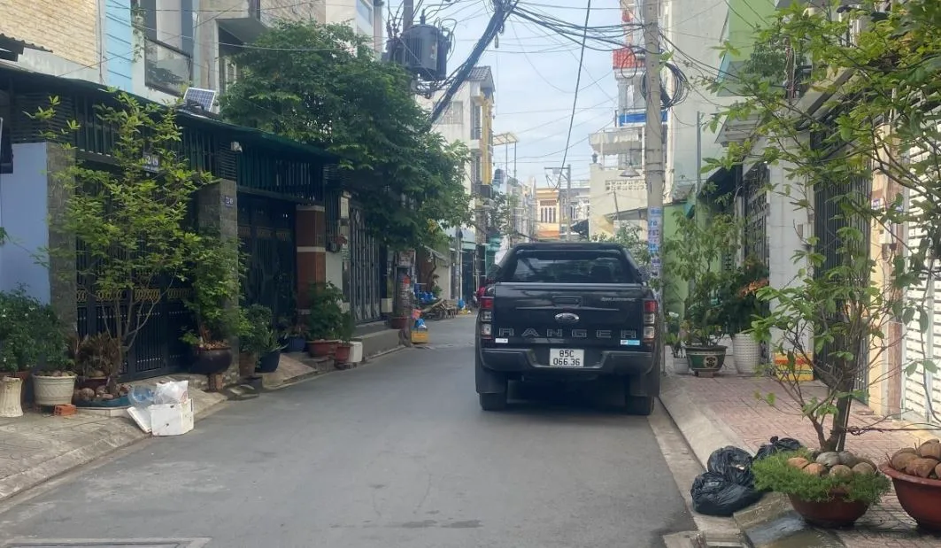 Giá bán nhà riêng, nguyên căn đường Huỳnh Văn Nghệ, Quận Tân Bình hiện tại là bao nhiêu?