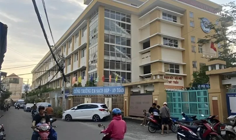 Giá bán nhà riêng, nguyên căn đường Năm Châu, Quận Tân Bình hiện tại là bao nhiêu?