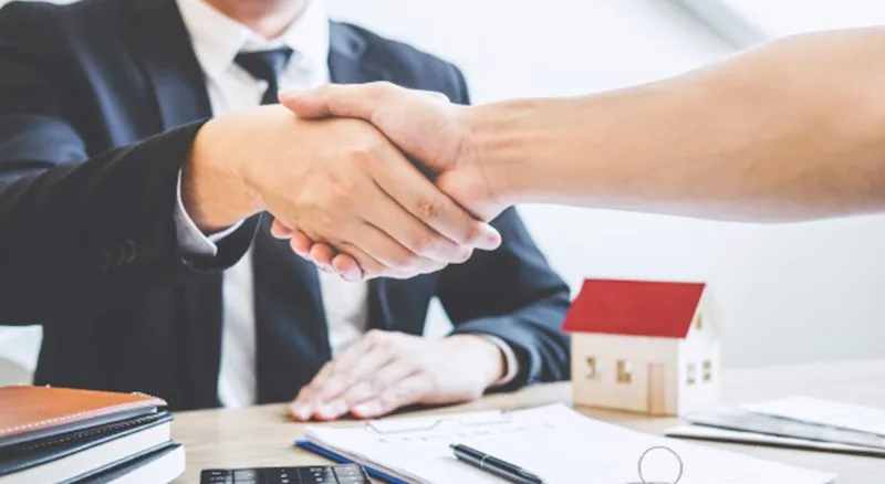 Tích lũy được 1,6 tỷ đồng, có nên vay thêm ngân hàng 40% giá trị căn nhà?
