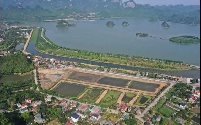 Làm gì để sinh lời khi bất động sản vùng ven đô hết thời “lướt sóng”?