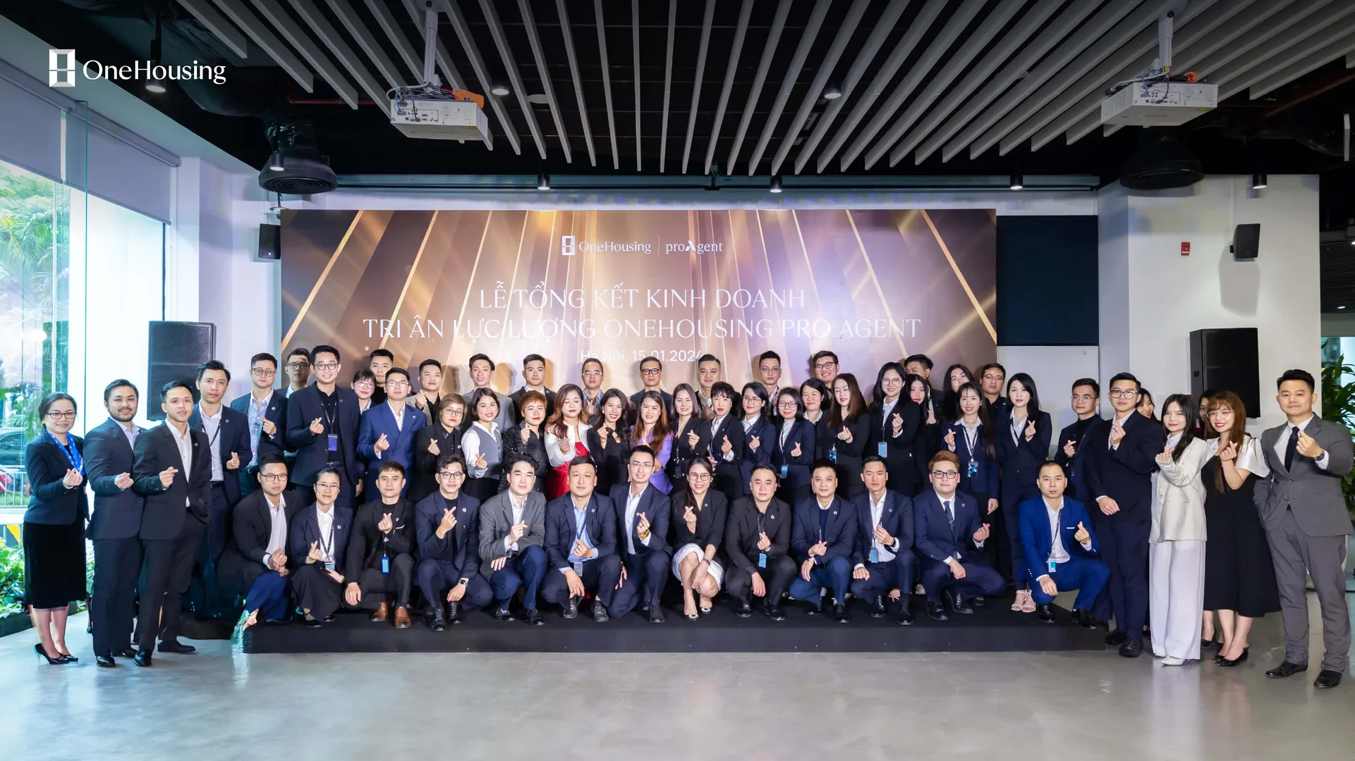 Lễ tổng kết Kinh doanh & Tri ân lực lượng OneHousing Pro Agent năm 2023