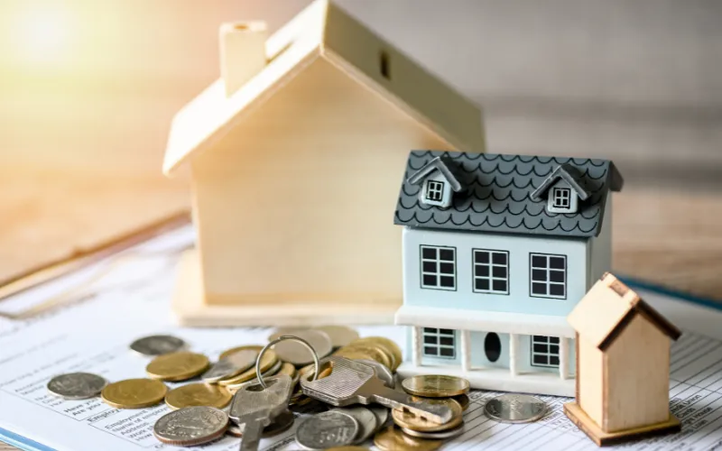 Vợ chồng trẻ quản lý tài chính thế nào để không bị áp lực khi vay nợ mua nhà?