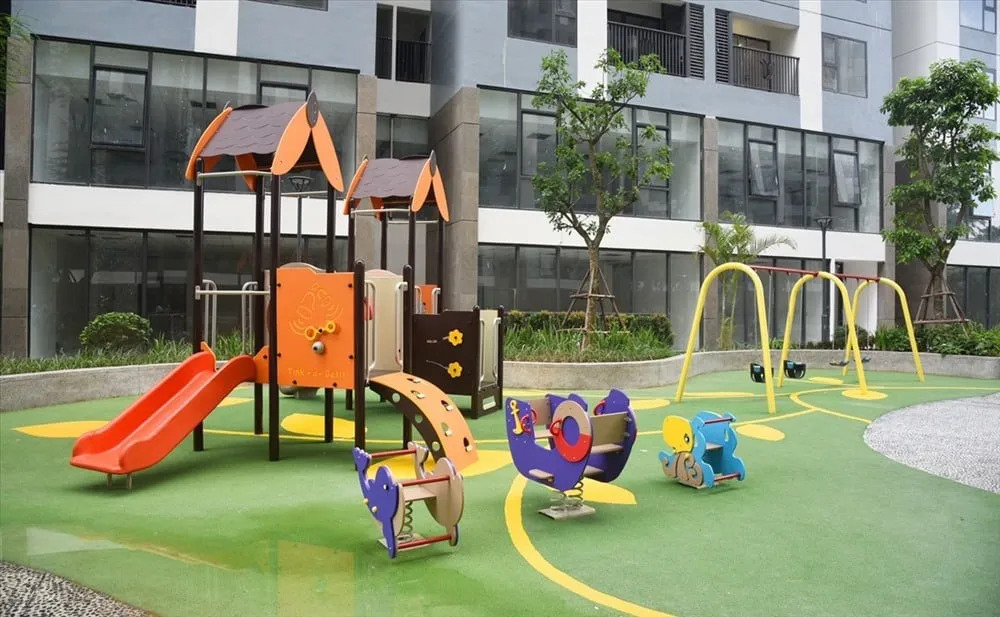 Lương nghề bác sĩ phẫu thuật nên vay mua trả góp căn hộ 3PN dự án Imperia Sky Garden như thế nào?