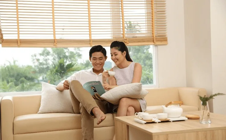 Người trẻ đi làm công ty tư nhân nên mua nhà rồi cưới, hay cưới rồi mới tính