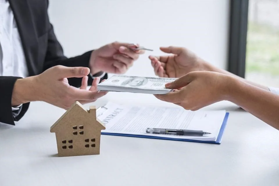 Cho vay bất động sản đã bớt rủi ro?