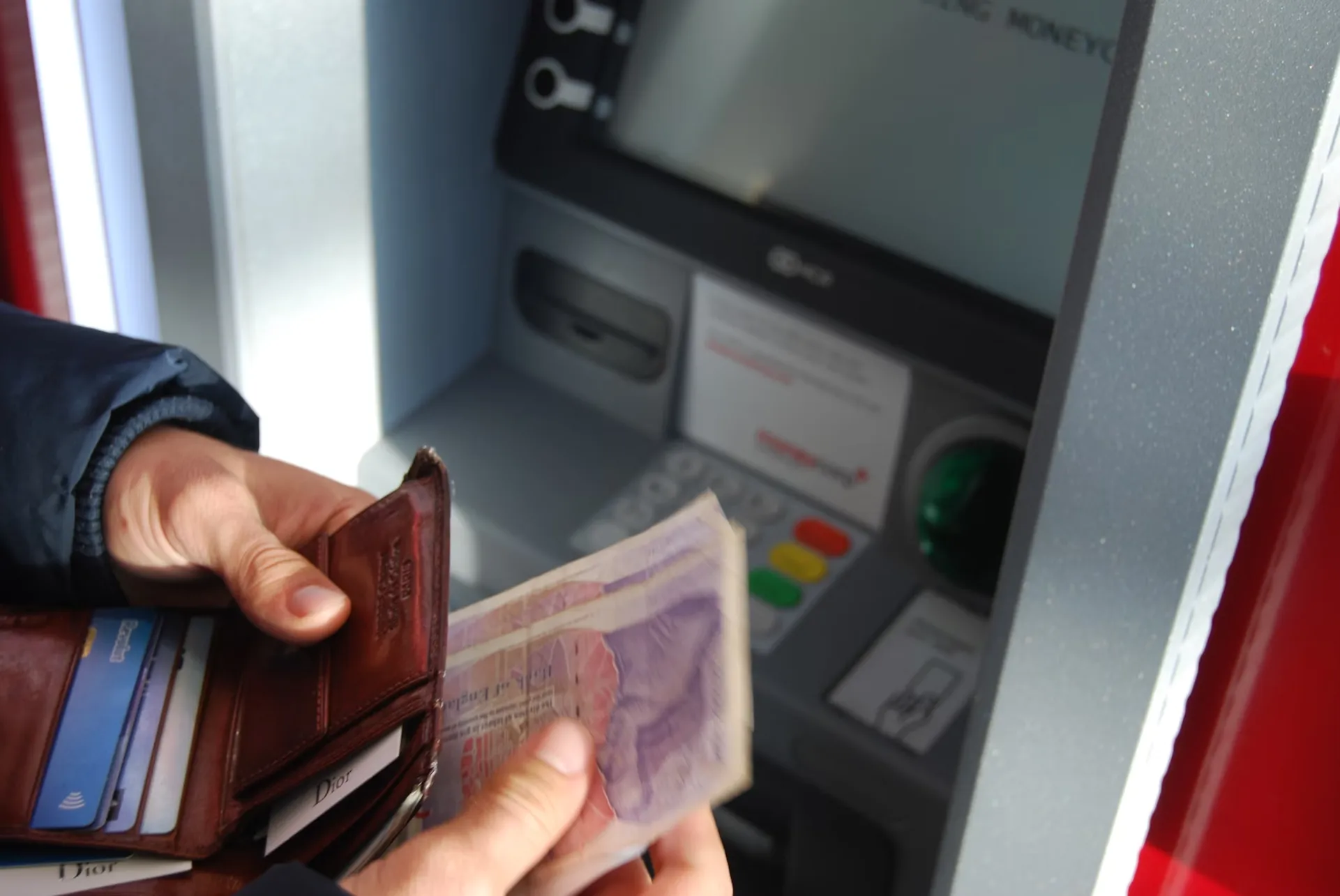 Gốc lẫn lãi phải trả mỗi tháng là bao nhiêu khi vay ngân hàng Techcombank 1 tỷ mua nhà trong 15 năm?