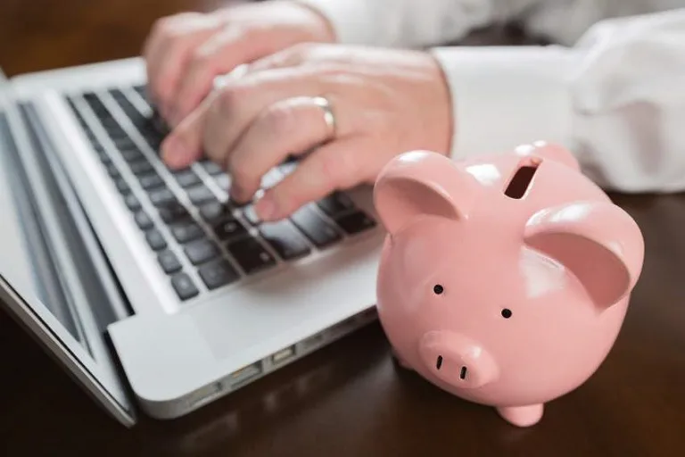 Ngân hàng nào đang có lãi suất gửi tiết kiệm online cao nhất thời điểm hiện tại?