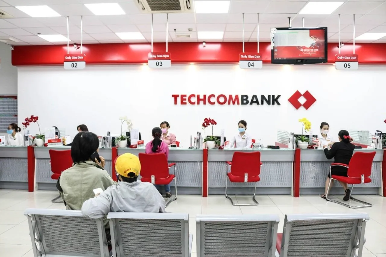 Thế chấp sổ đỏ để vay 4,8 tỷ mỗi tháng phải trả bao nhiêu tiền?