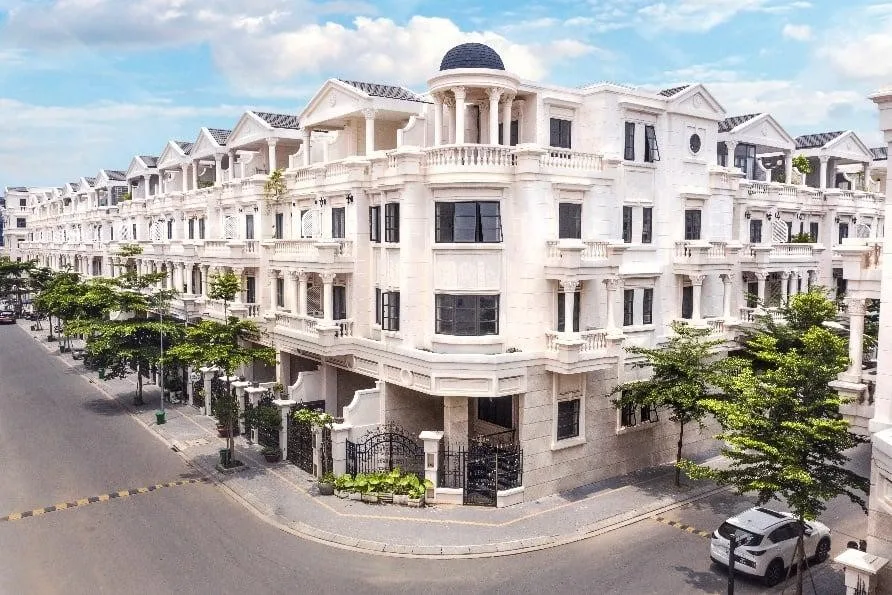 Phong thủy mua nhà: Có nên mua nhà ở khúc đường cong không?