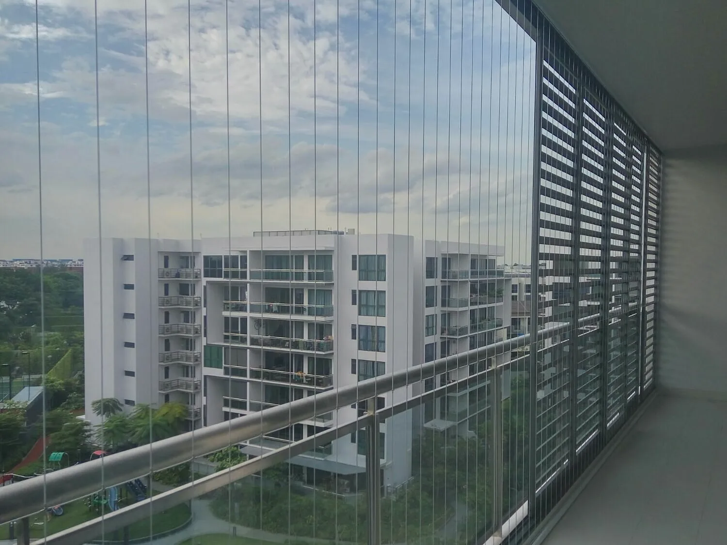 Lắp lưới an toàn nhà chung cư sao cho đúng tiêu chuẩn và thẩm mỹ