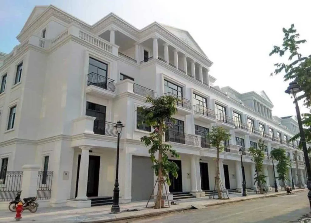 Bán shophouse 150m2 - 250m2 phân khu San Hô Vinhomes Ocean Park ở đâu giá hợp lý?