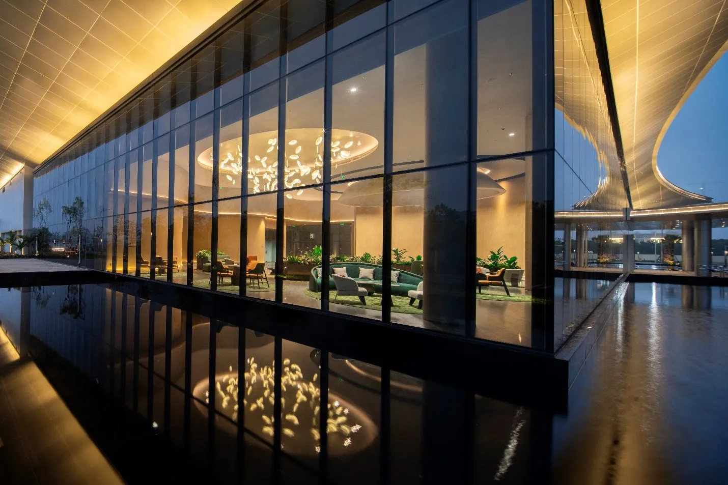 Khu nhà mẫu The Galleria by Masterise Homes khai trương khi nào?