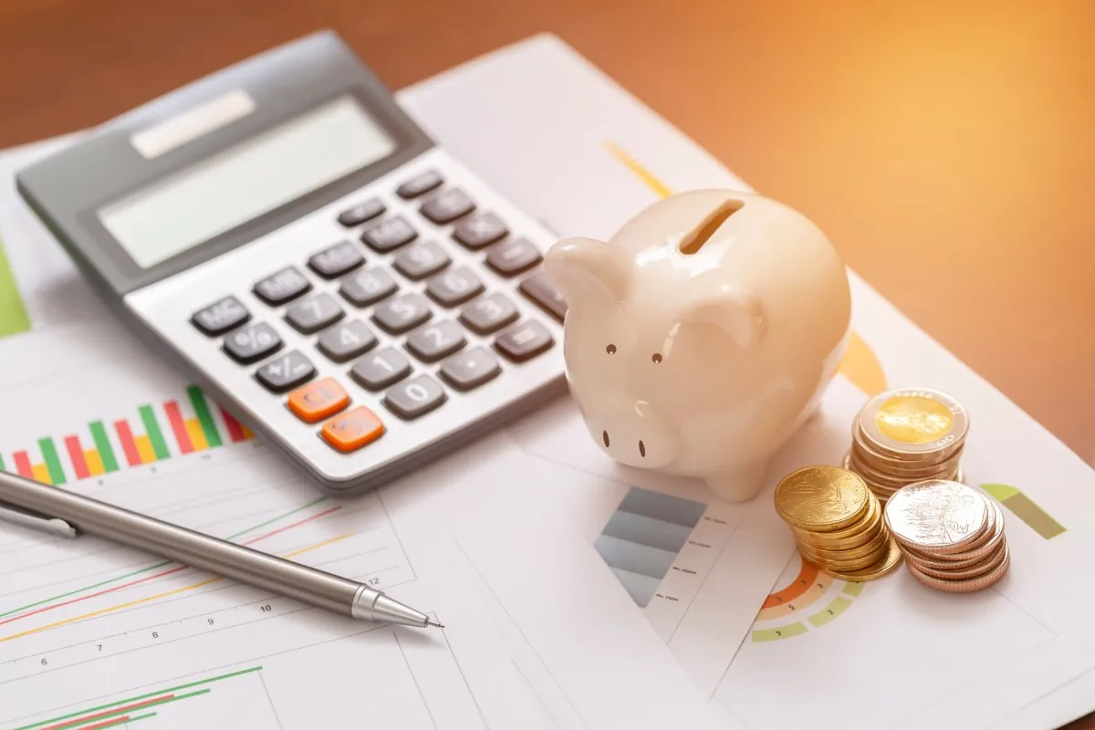 Bắt đầu hình thành tư duy tiết kiệm cho tương lai khi bước sang tuổi 20