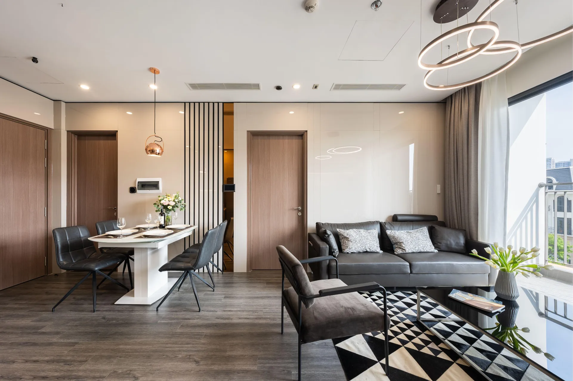 Tận hưởng dịch vụ 5 sao chuẩn quốc tế khi thuê để ở tại chung cư Masteri Waterfront