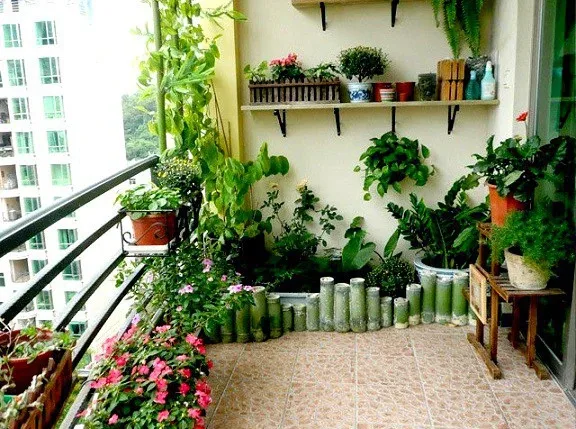 Logia chỉ 3-5m2, làm thế nào để căn hộ vẫn có khu vườn ưng ý?