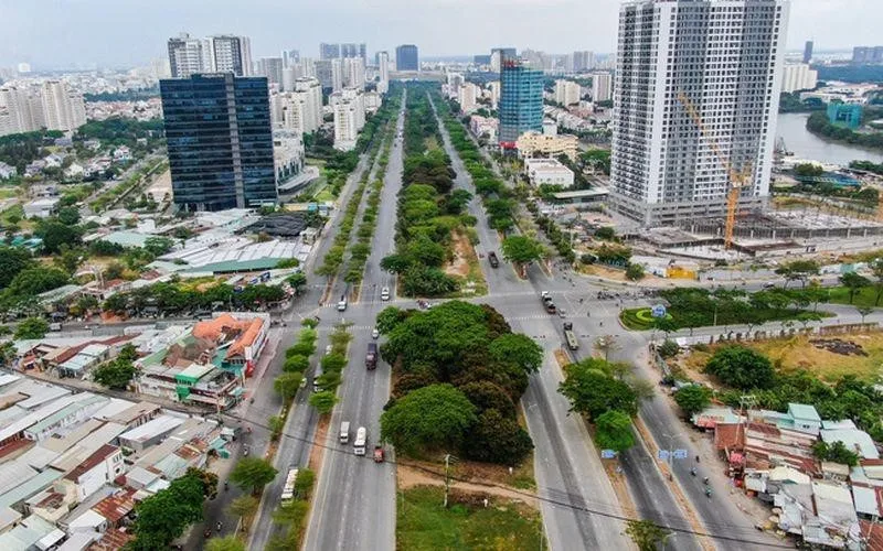 Thị trường bất động sản phía Tây TP.HCM thu hút sự quan tâm của những người mua để ở