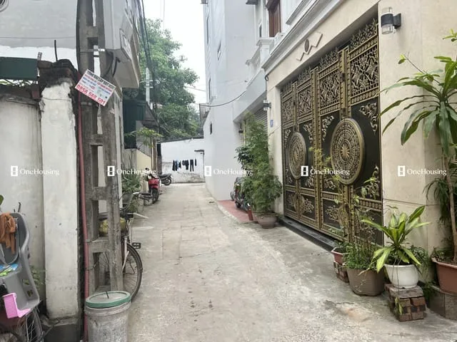 Nhà mặt ngõ diện tích 30m2 - 45m2 cách đường Thạch Bàn quận Long Biên giá bao nhiêu?