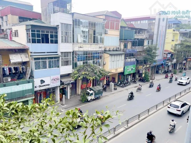 Nhà mặt phố 4 tầng đường Tây Sơn quận Đống Đa giá bao nhiêu?