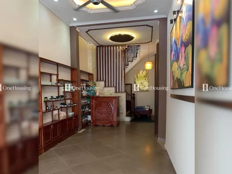 Nhà mặt phố diện tích dưới 30m2 đường Lê Duẩn quận Đống Đa giá bao nhiêu?  