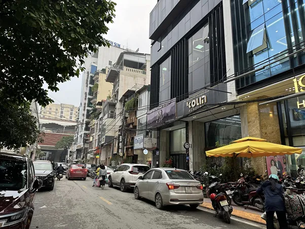 Nhà mặt ngõ 3 tầng đường Cát Linh quận Đống Đa giá bao nhiêu?