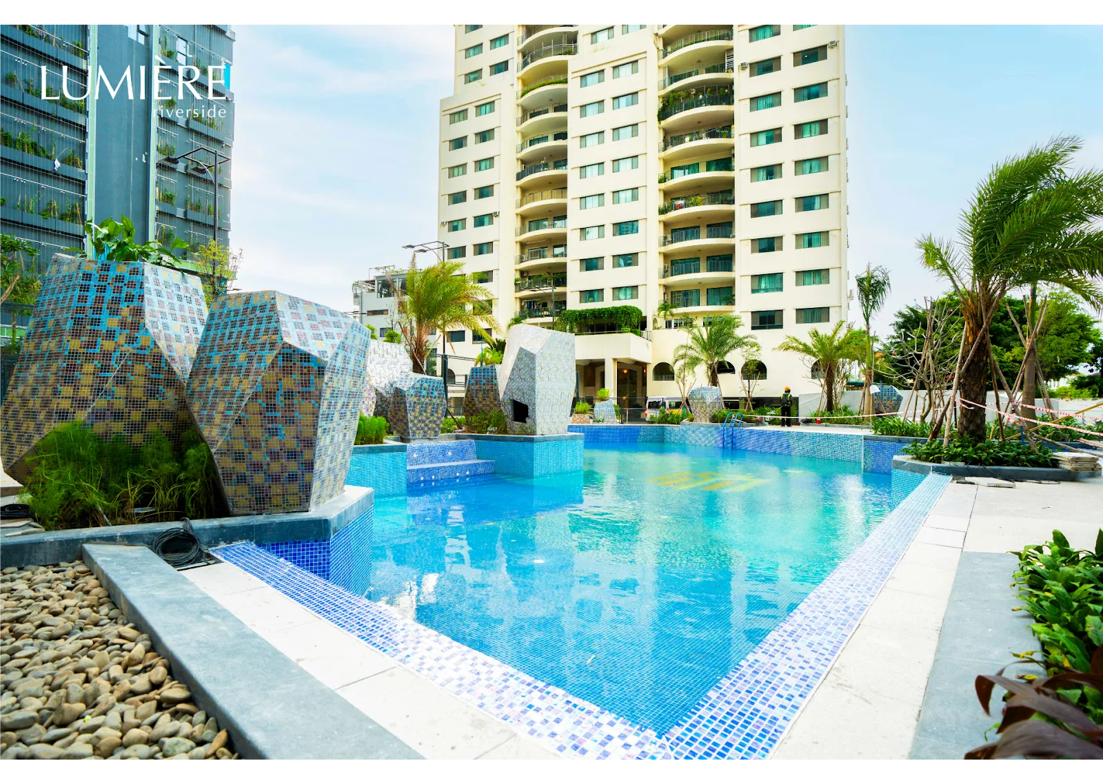 Hồ bơi Panorama Lumiere Riverside: Tuyệt tác nghỉ dưỡng đẳng cấp giữa lòng Sài Gòn có gì đặc biệt?
