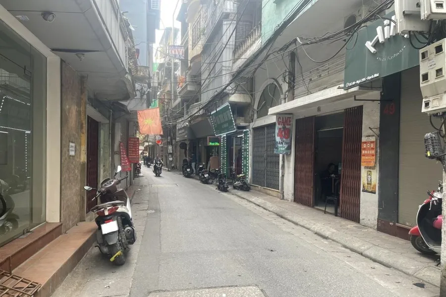 Nhà mặt ngõ 6 tầng cách đường Bạch Mai quận Hai Bà Trưng giá bao nhiêu? 