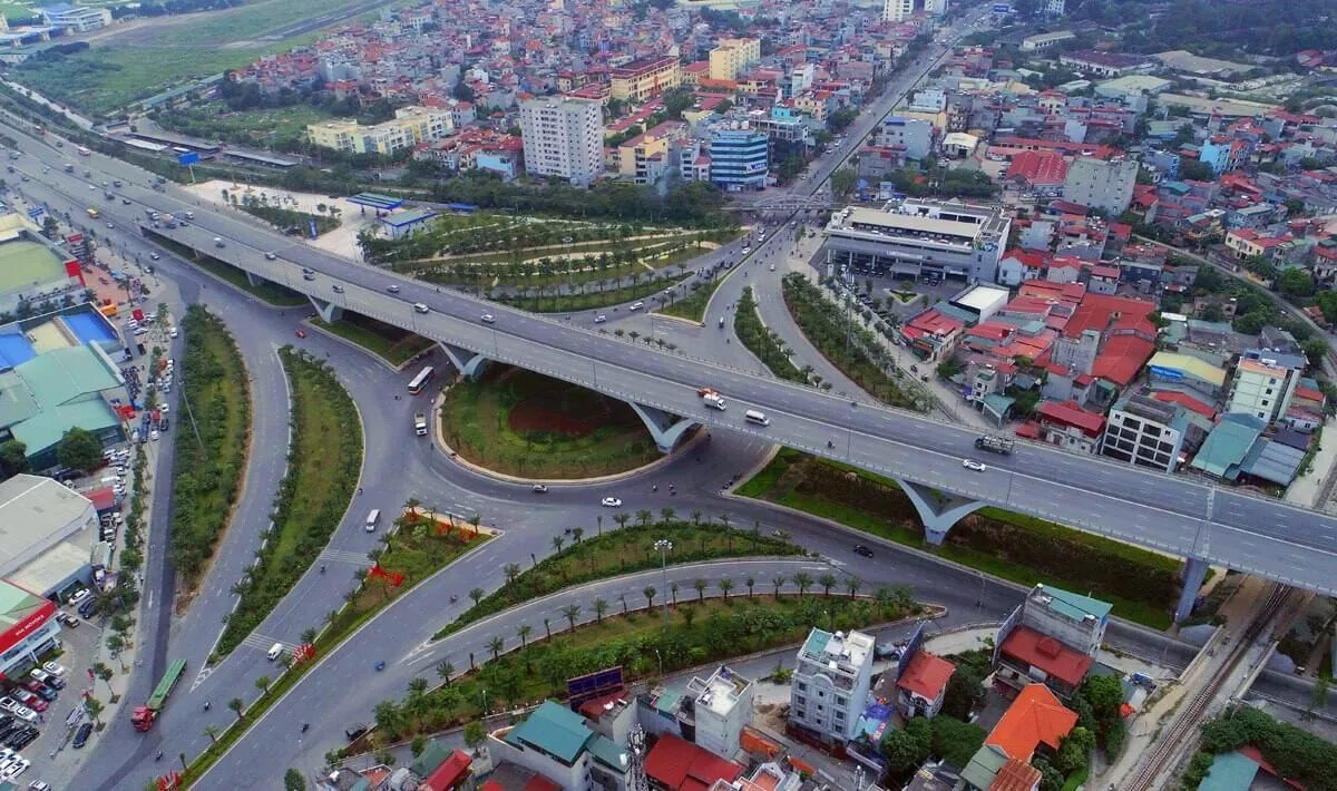 Nhà mặt phố diện tích 100m2 - 120m2 đường Nguyễn Văn Cừ quận Long Biên giá bao nhiêu?