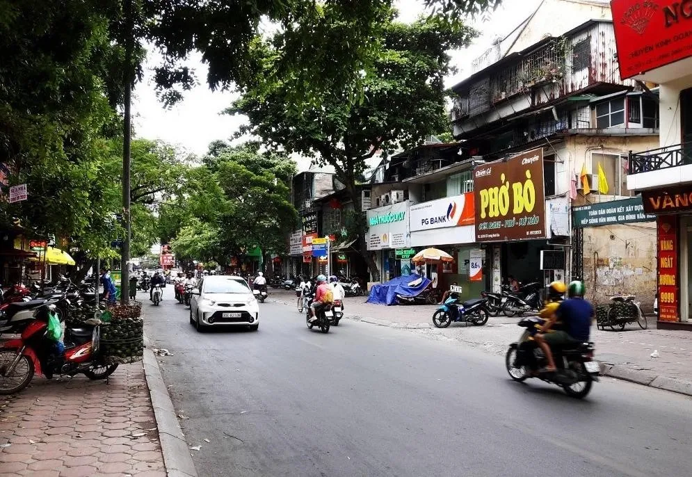 Nhà mặt ngõ 7 tầng đường Lương Định Của quận Đống Đa giá bao nhiêu?