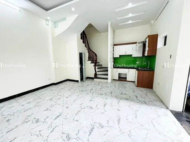 Nhà mặt ngõ 4 tầng cách đường Phúc Lợi quận Long Biên giá bao nhiêu?