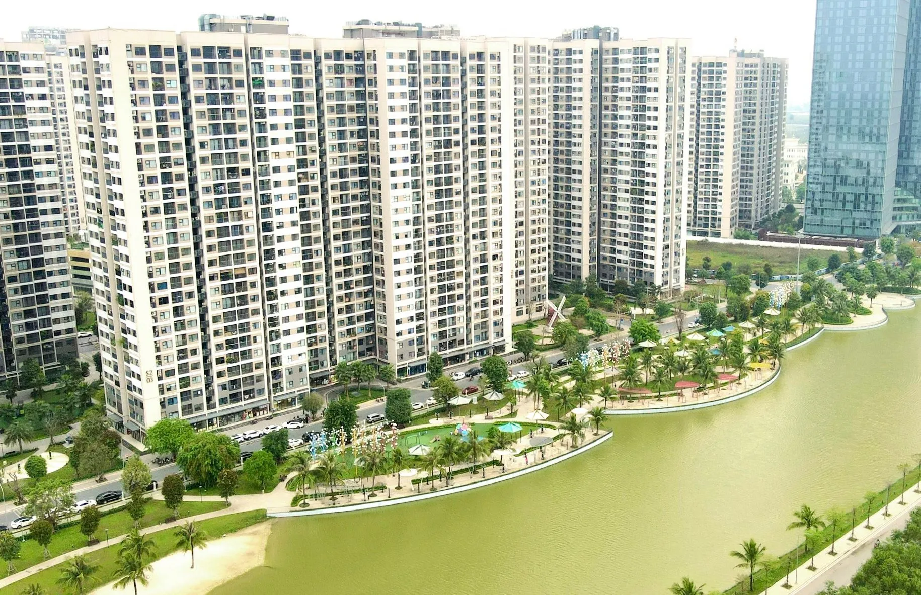 Nhà mặt ngõ diện tích 30m2 - 45m2 cách đường Bát Khối huyện Gia Lâm giá bao nhiêu?