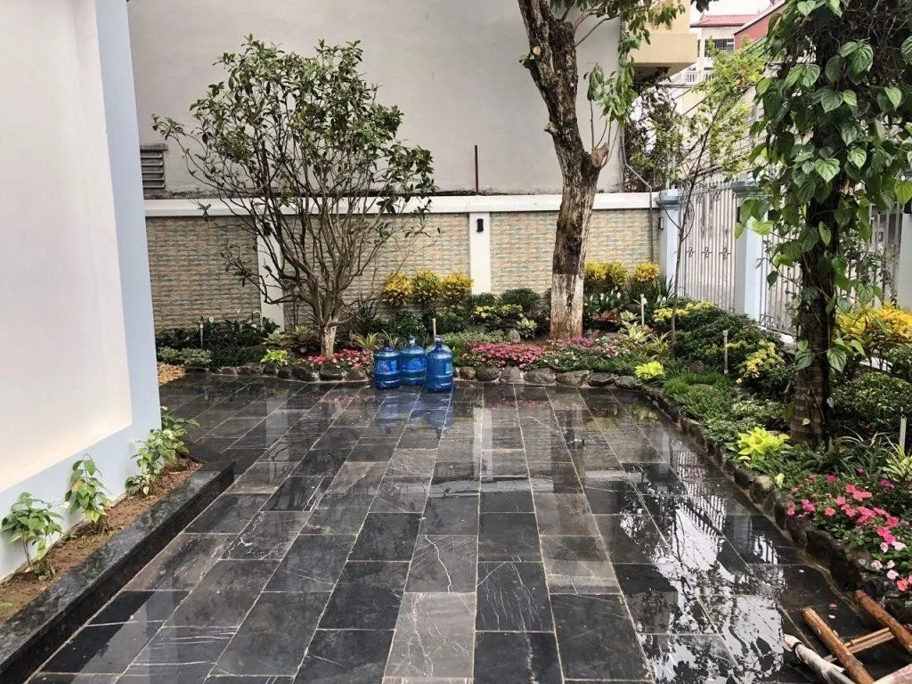 Cách vệ sinh sân, hiên nhà hiệu quả và nhanh chóng
