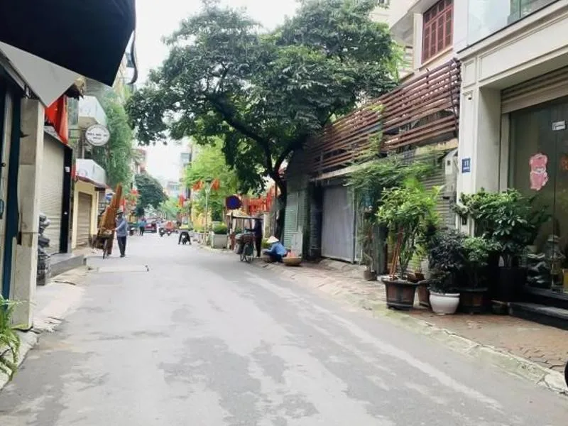Nhà mặt phố 3 tầng đường Trung Liệt quận Đống Đa giá bao nhiêu?